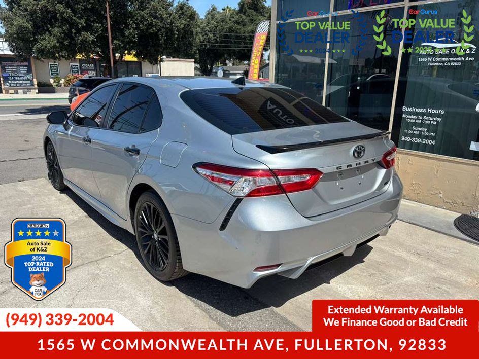 Used 2020 Toyota Camry SE w/ Carpet Mat Package FWD image 6