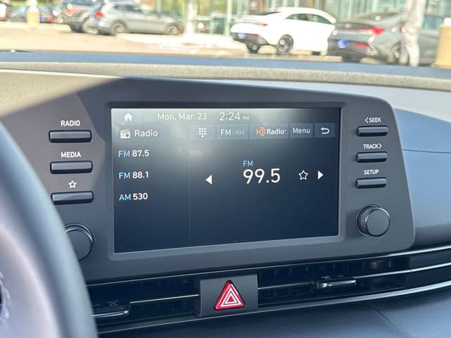 New 2026 Hyundai Elantra SEL Sport Premium FWD image 17