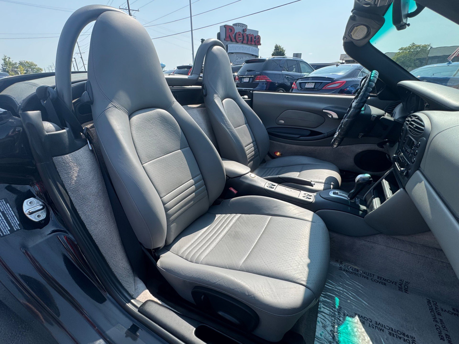 Used 2000 Porsche Boxster RWD image 13