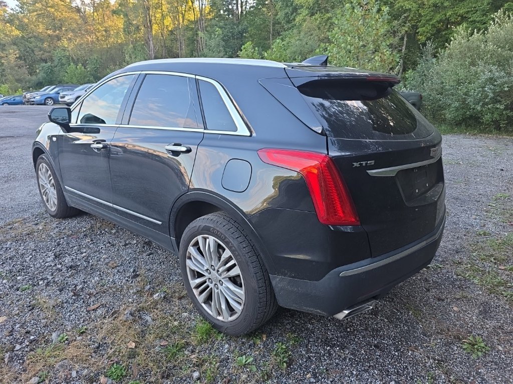 Used 2019 Cadillac XT5 Premium Luxury FWD image 6