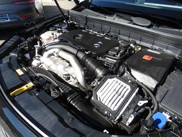 Certified 2024 Mercedes-Benz GLB 250 4MATIC image 7