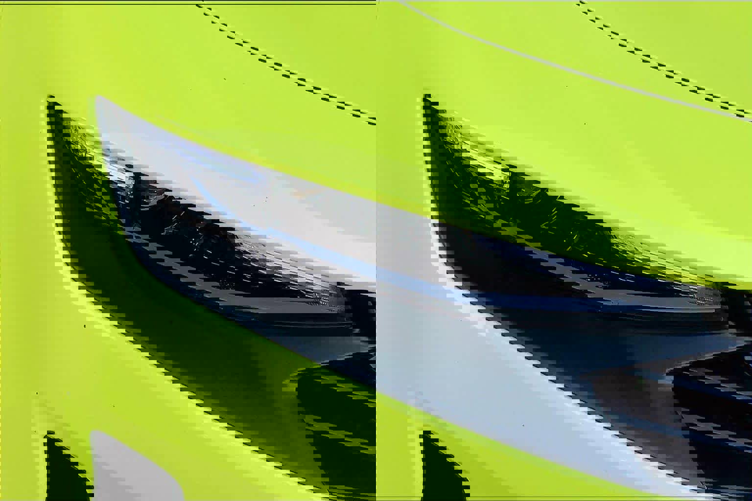 Used 2021 Chevrolet Camaro LT w/ Technology Package image 26