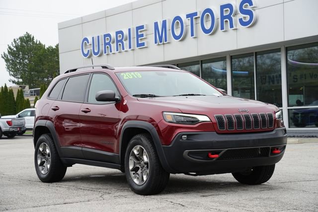 Used 2019 Jeep Cherokee Trailhawk w/ Cold Weather Group image 1