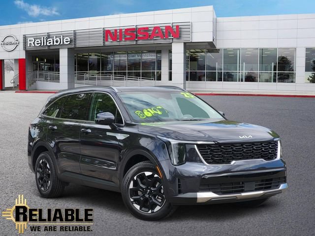 Used 2025 Kia Sorento S w/ Panoramic Sunroof Package