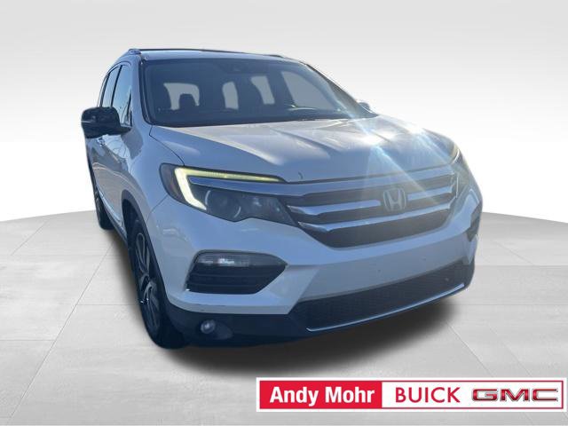 Used 2017 Honda Pilot Touring image 2
