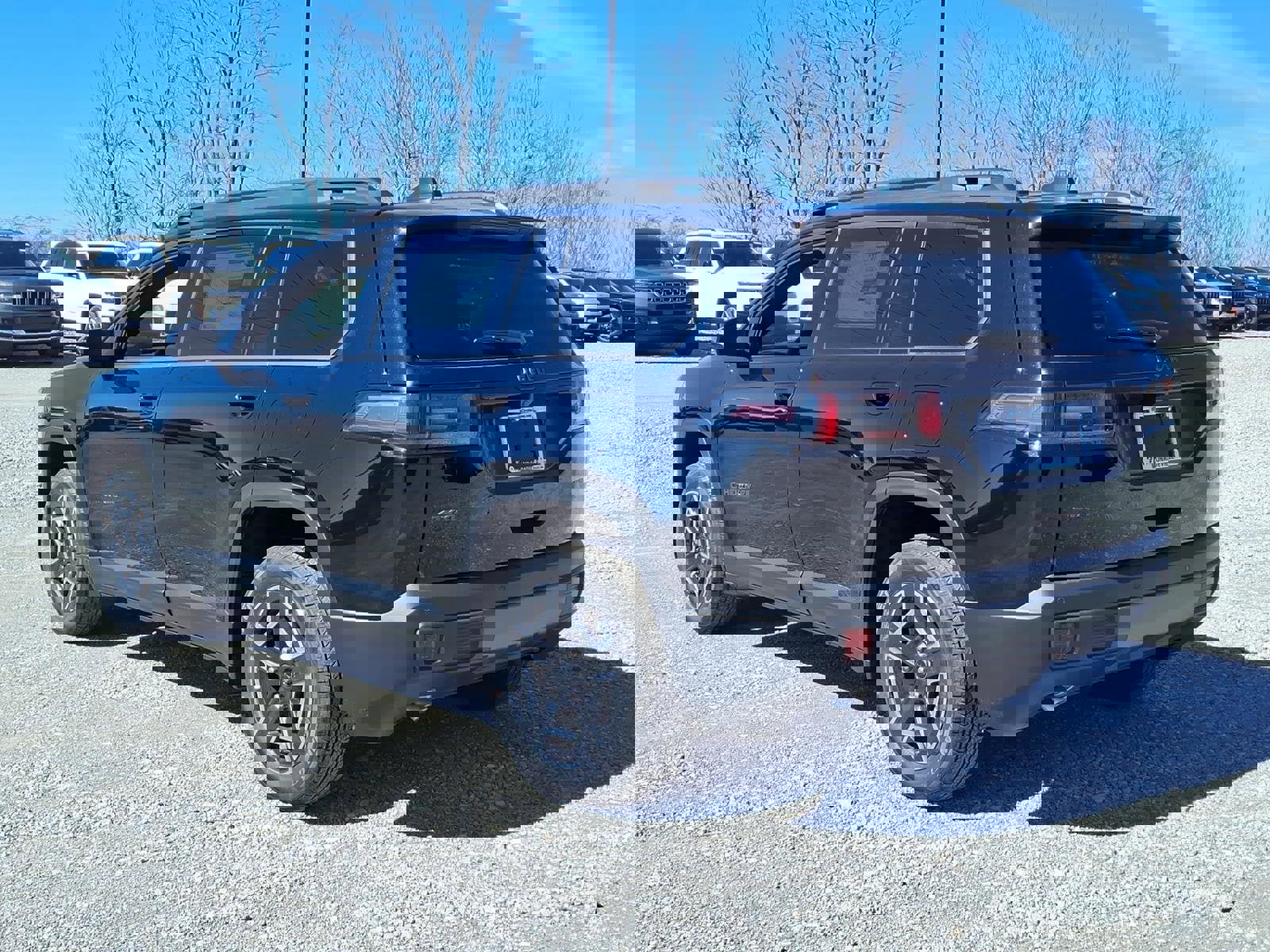 New 2026 Jeep Cherokee Laredo image 3