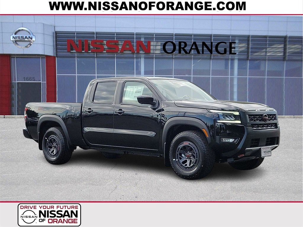 New 2025 Nissan Frontier PRO-4X w/ Pro Premium Package