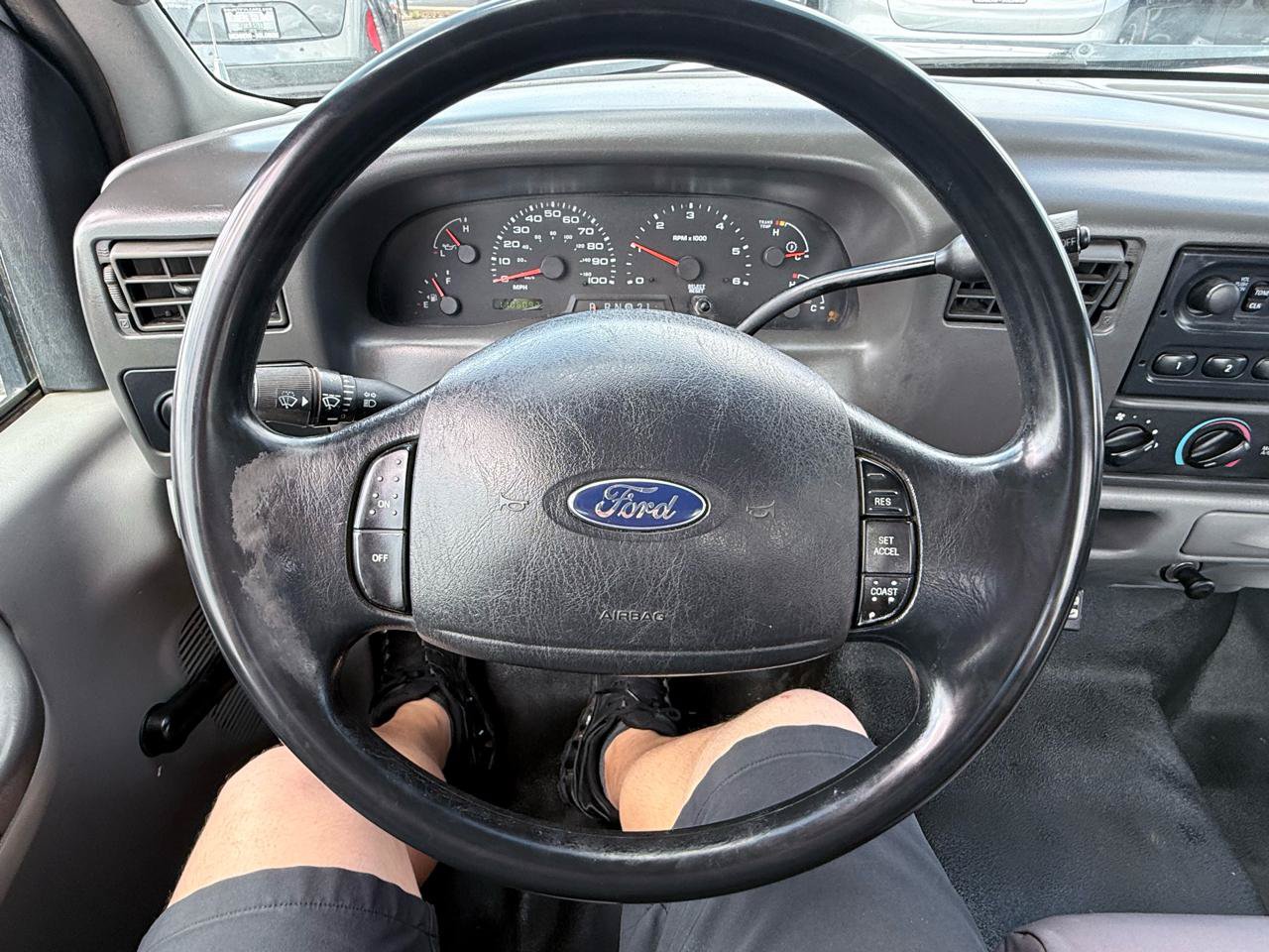 Used 2004 Ford F350 XLT RWD image 13