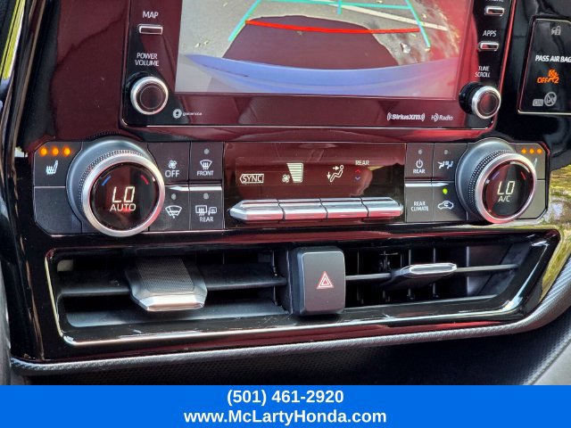 Used 2021 Toyota Highlander XSE FWD image 26