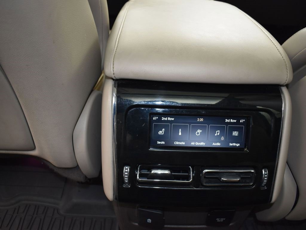 Used 2023 Lincoln Aviator Reserve w/ Equipment Group 201A image 17