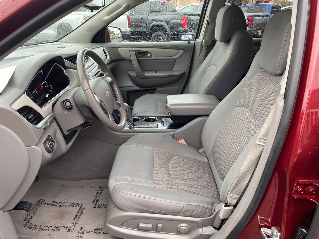 Used 2016 Chevrolet Traverse LT w/ Style and Technology Package AWD/4WD image 9
