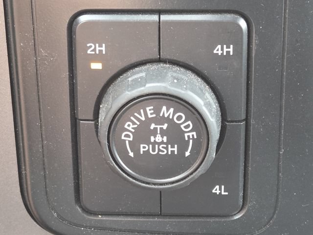 Used 2022 Ford F150 XLT w/ Equipment Group 302A High AWD/4WD image 9