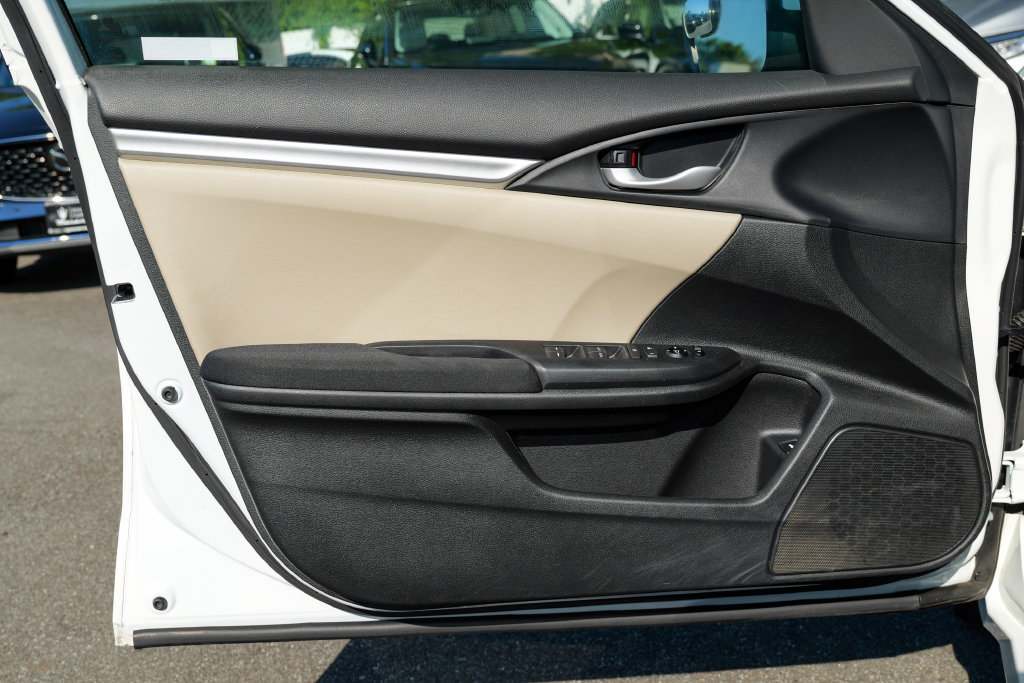 Used 2020 Honda Civic LX image 11