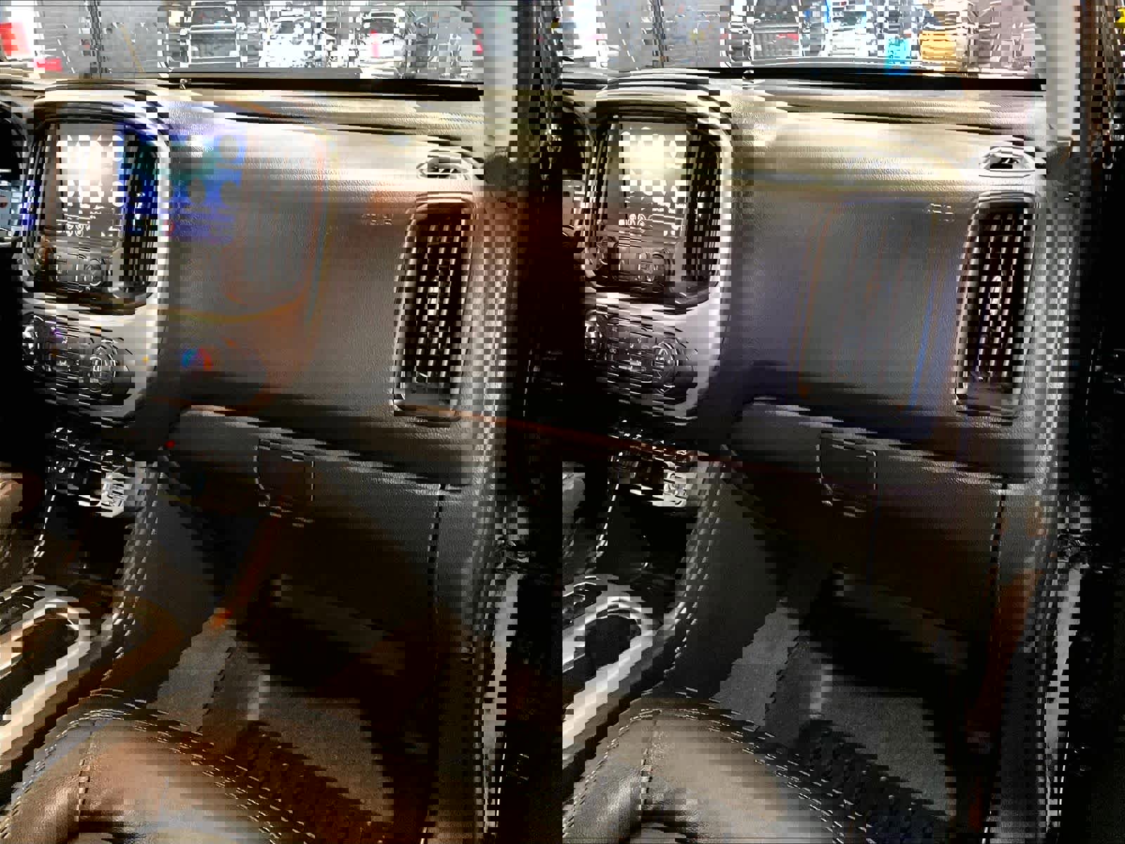 Used 2019 Chevrolet Colorado ZR2 w/ ZR2 Midnight Special Edition image 13