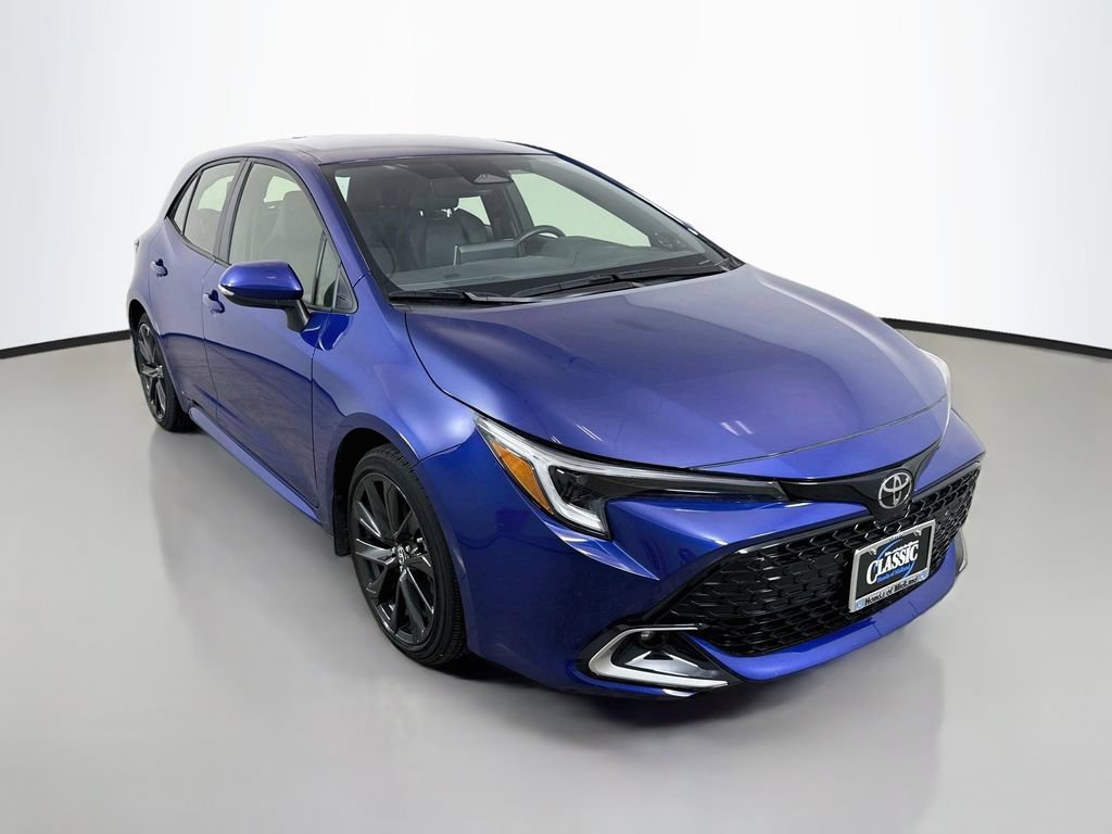 Used 2025 Toyota Corolla XSE FWD video 1