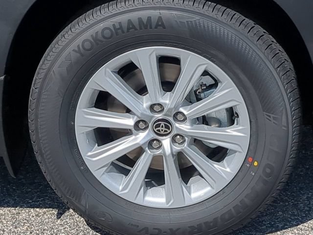 New 2026 Toyota Grand Highlander FWD image 11
