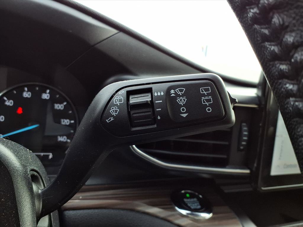 Used 2020 Ford Explorer Limited w/ Class III Trailer Tow Package AWD/4WD image 28