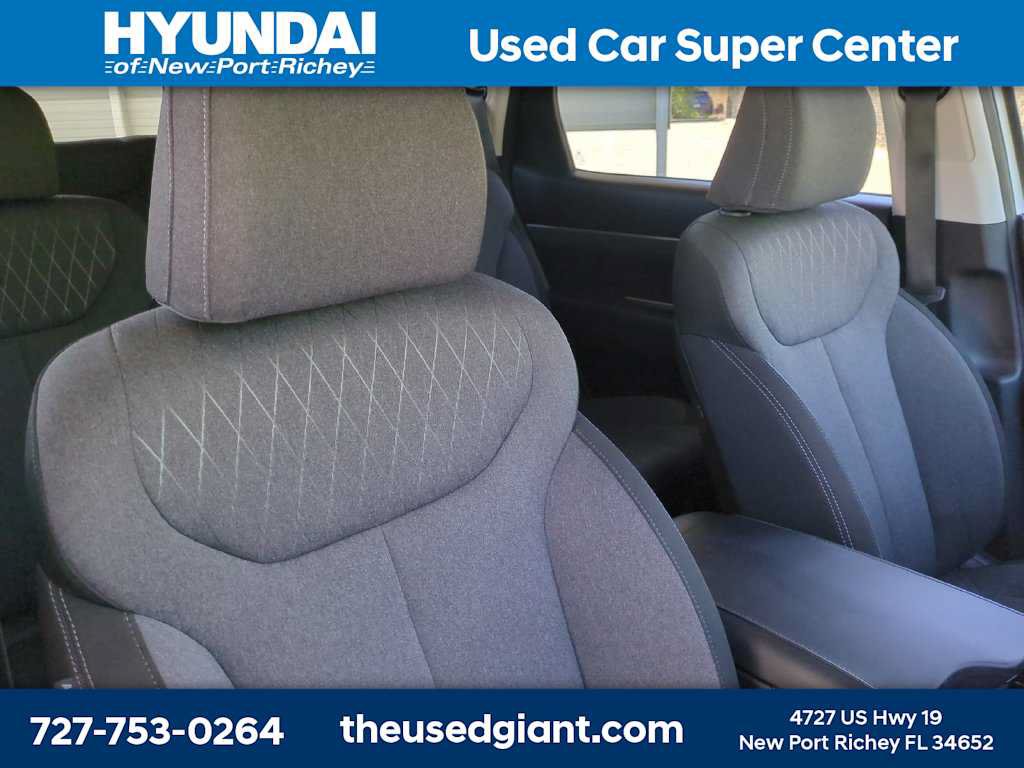 Used 2021 Hyundai Palisade SEL FWD image 6