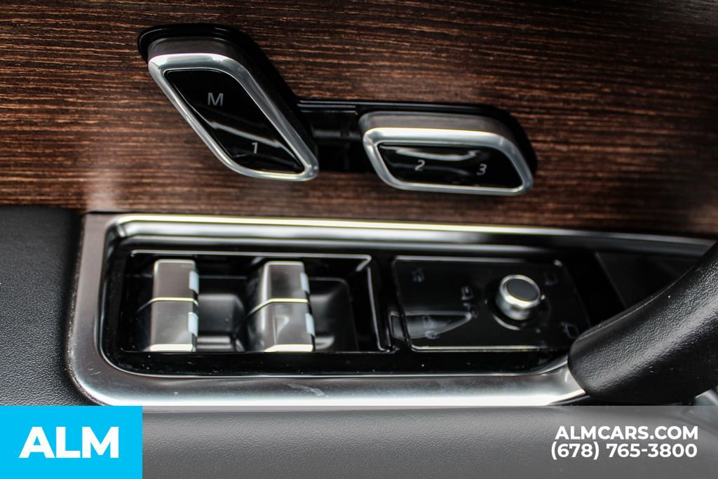 Used 2023 Land Rover Range Rover SE image 41