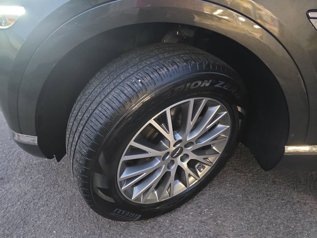 Used 2024 Genesis GV80 2.5T image 37