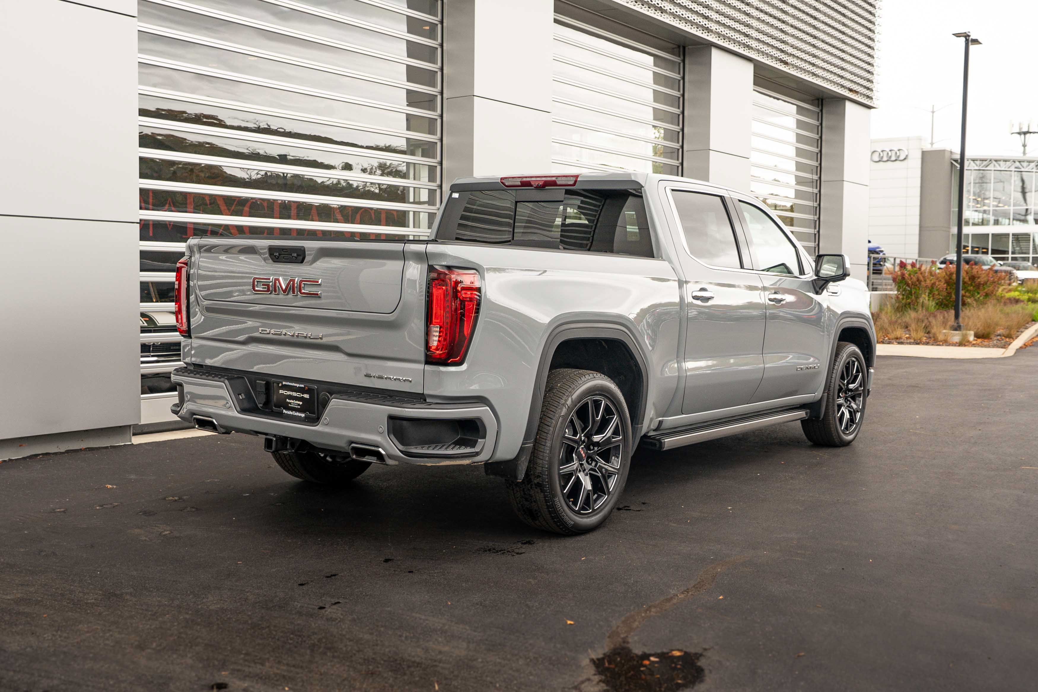 Used 2025 GMC Sierra 1500 Denali w/ Denali Reserve Package AWD/4WD image 20