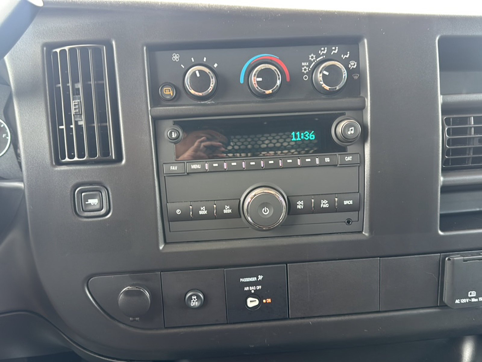 Certified 2025 Chevrolet Express 2500 w/ Driver Convenience Package RWD image 32