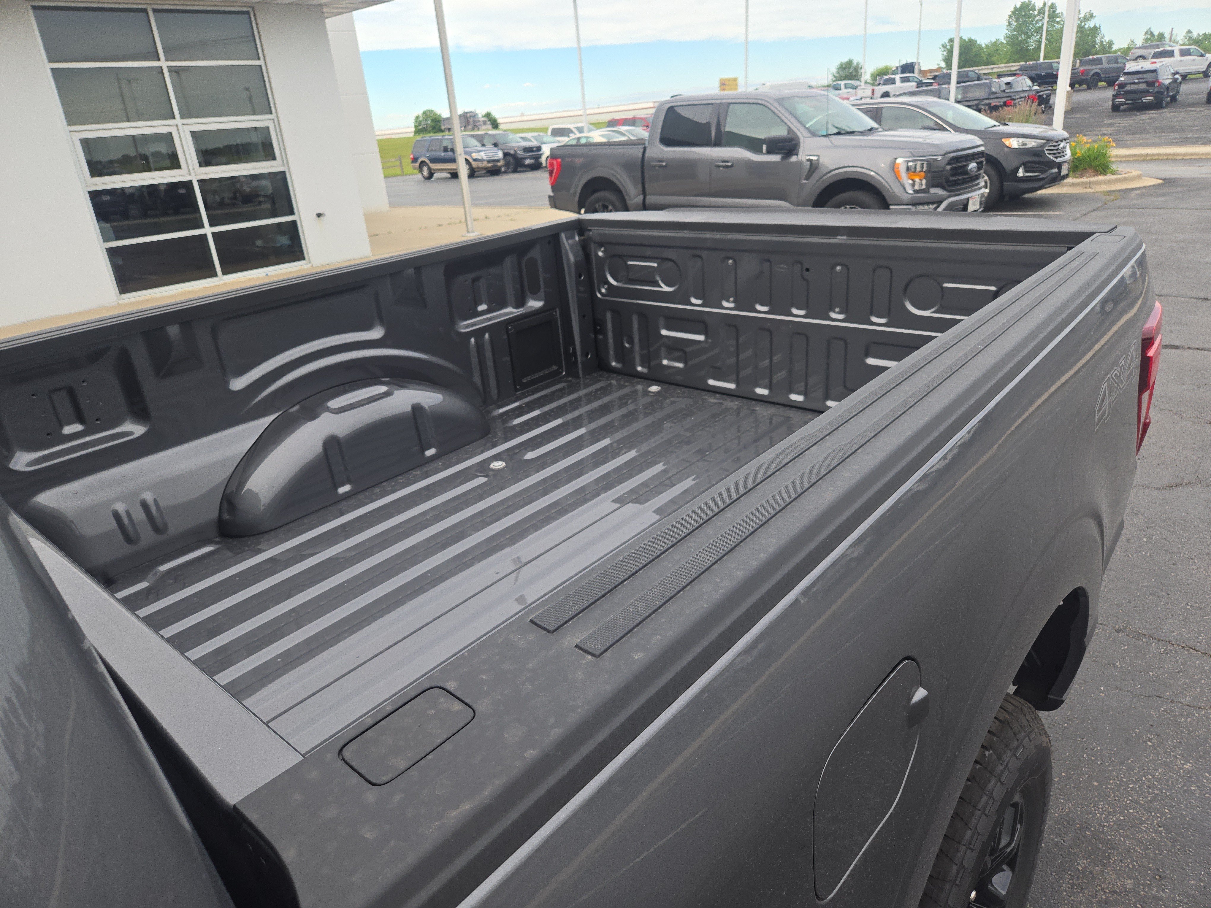New 2026 Ford F150 XLT w/ Equipment Group 302A MID AWD/4WD image 12