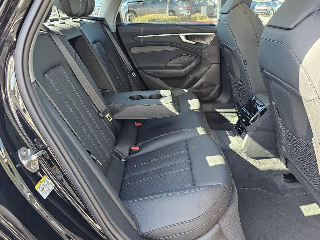 New 2026 Audi A6 Premium Plus AWD/4WD image 6