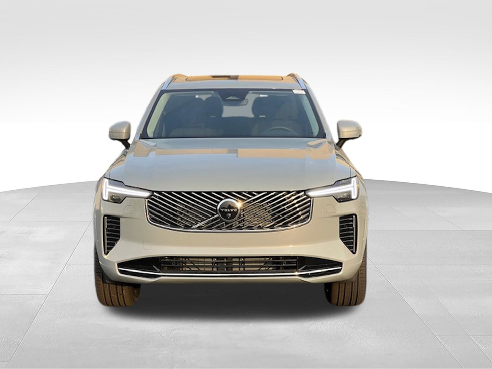New 2026 Volvo XC90 B6 Plus w/ Protection Package Premier AWD/4WD image 9
