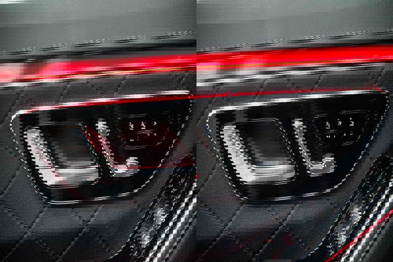 Used 2025 Mercedes-Benz S 580 4MATIC Sedan image 20