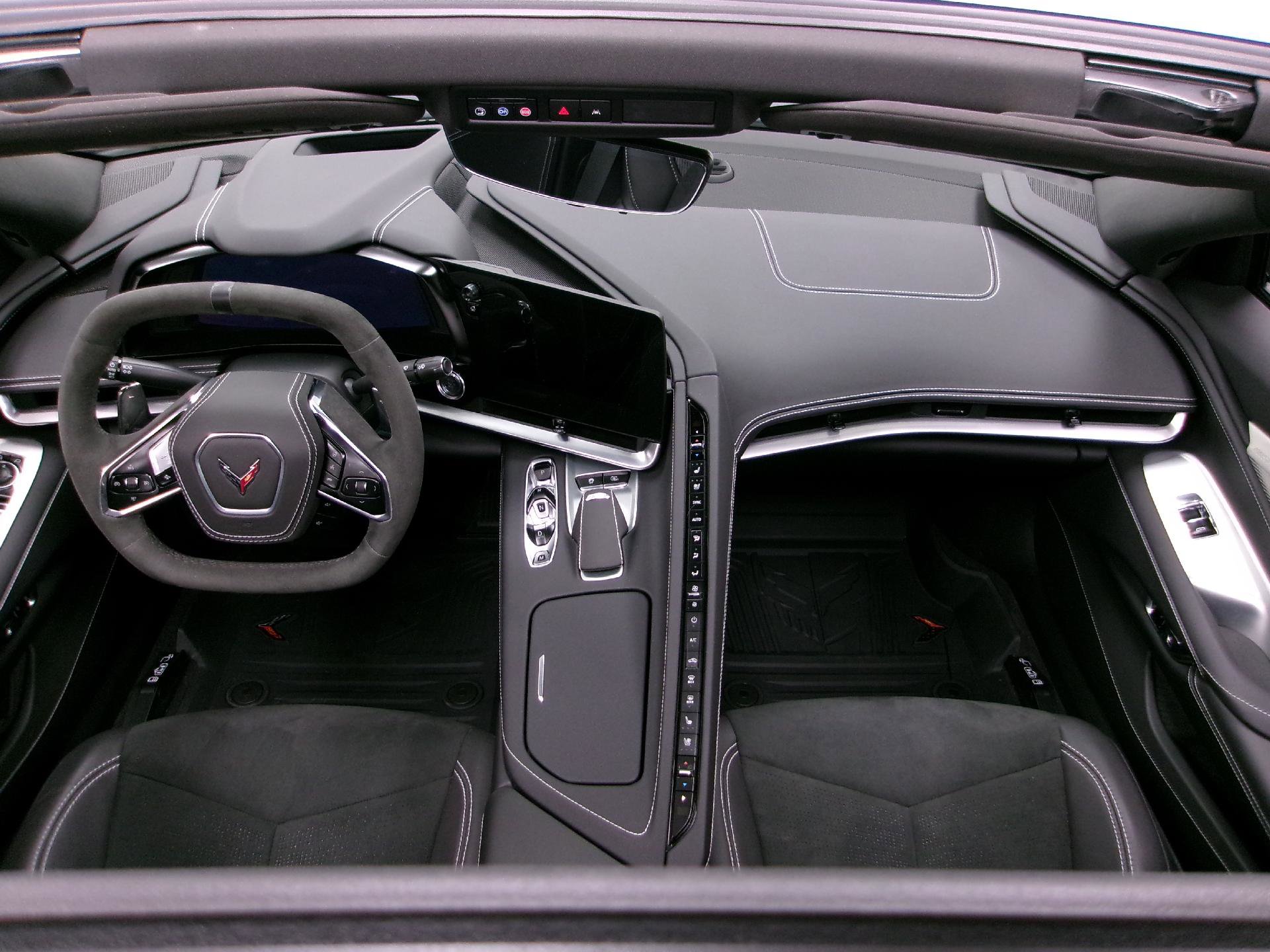 Used 2025 Chevrolet Corvette Stingray Preferred Cpe w/ Z51 Performance Package image 10