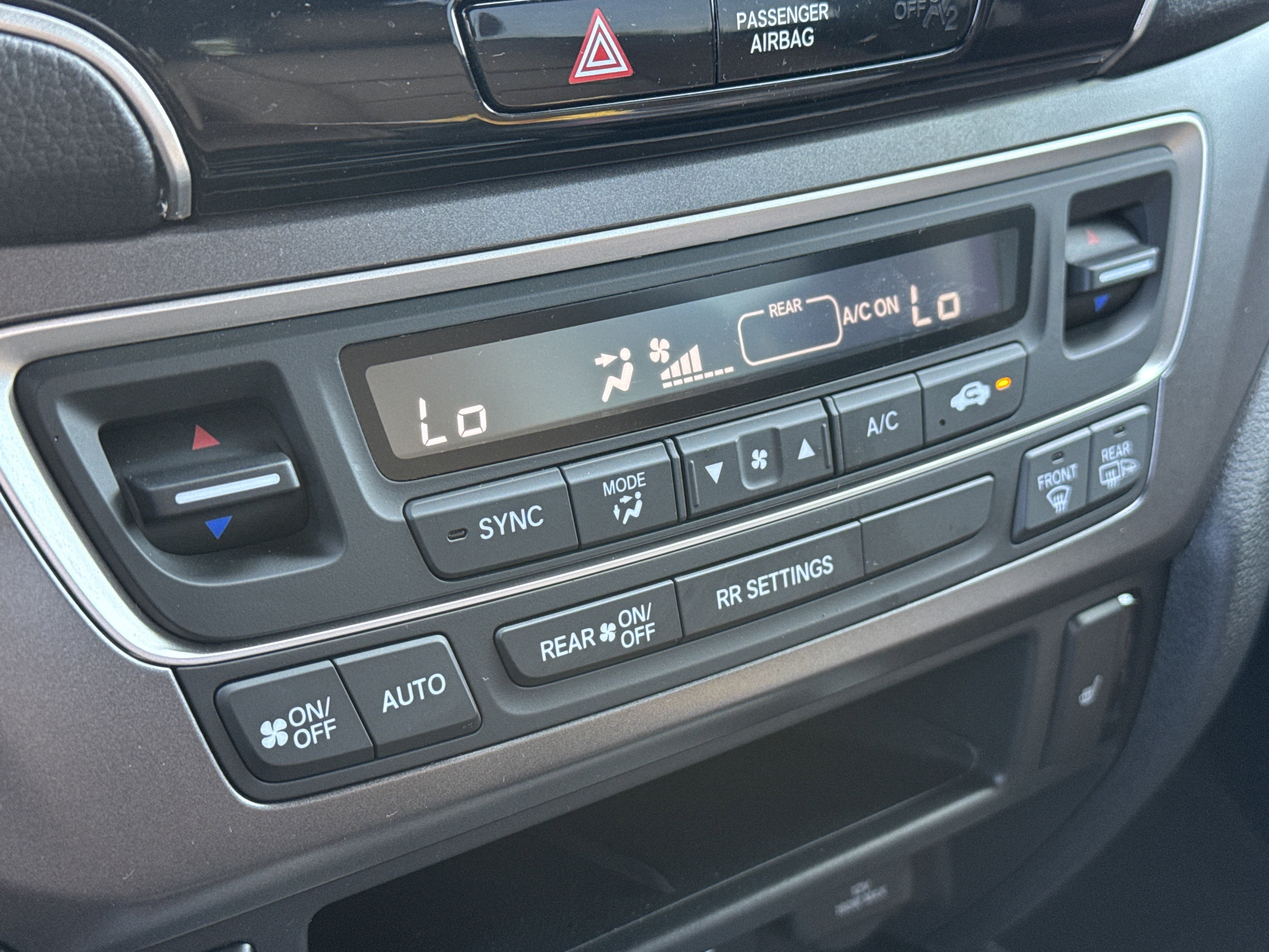 Used 2025 Honda Passport EX-L image 22