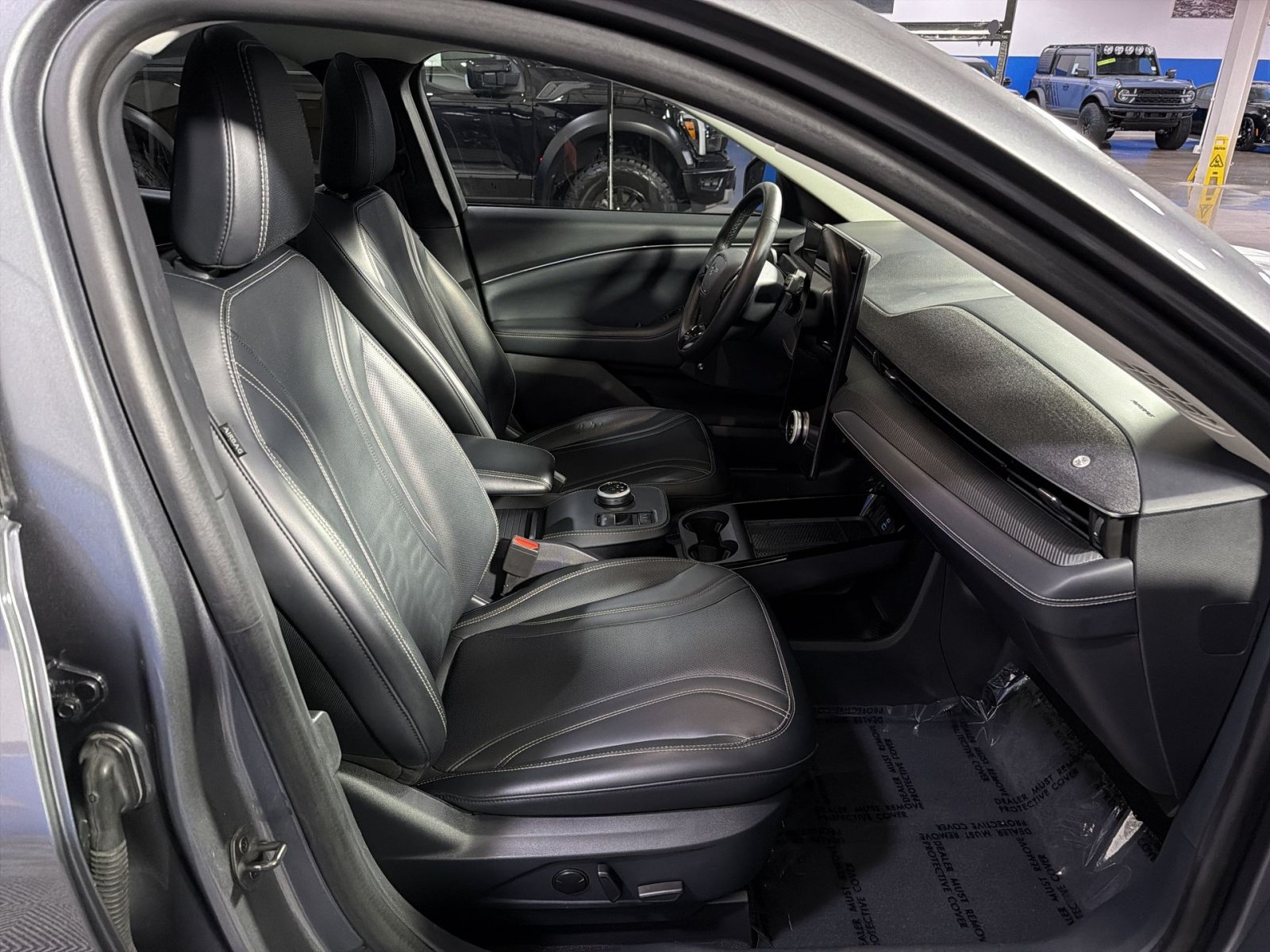 Used 2021 Ford Mustang Mach-E Premium AWD/4WD image 22