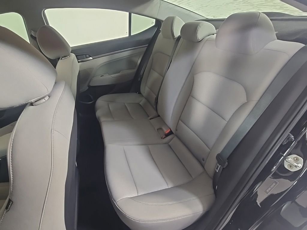 Used 2018 Hyundai Elantra SEL image 26