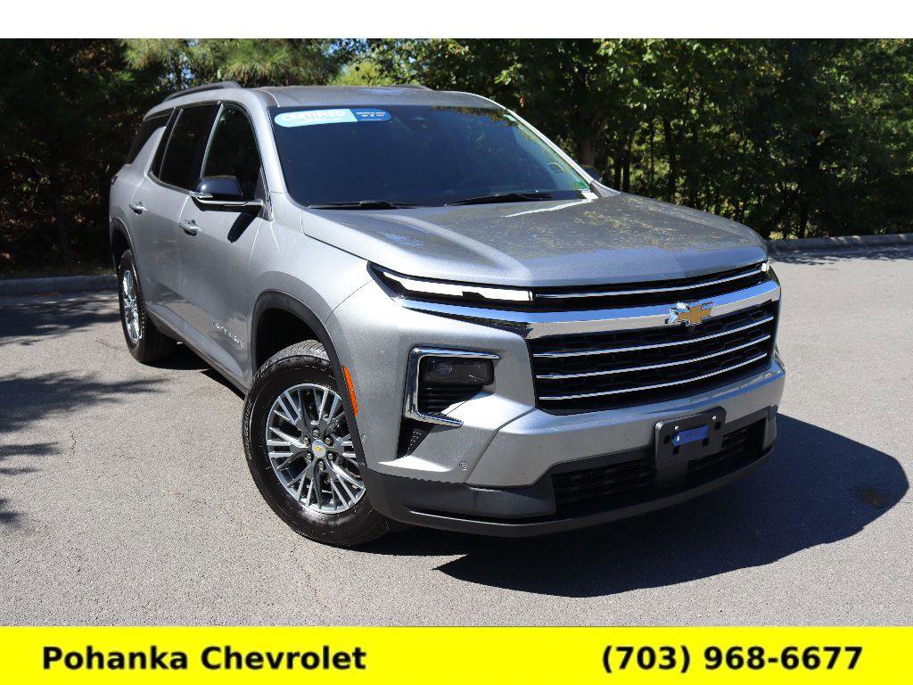 Used 2024 Chevrolet Traverse LT w/ Enhanced Driving Package