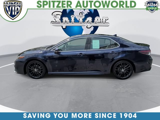 Used 2022 Toyota Camry XSE FWD image 6