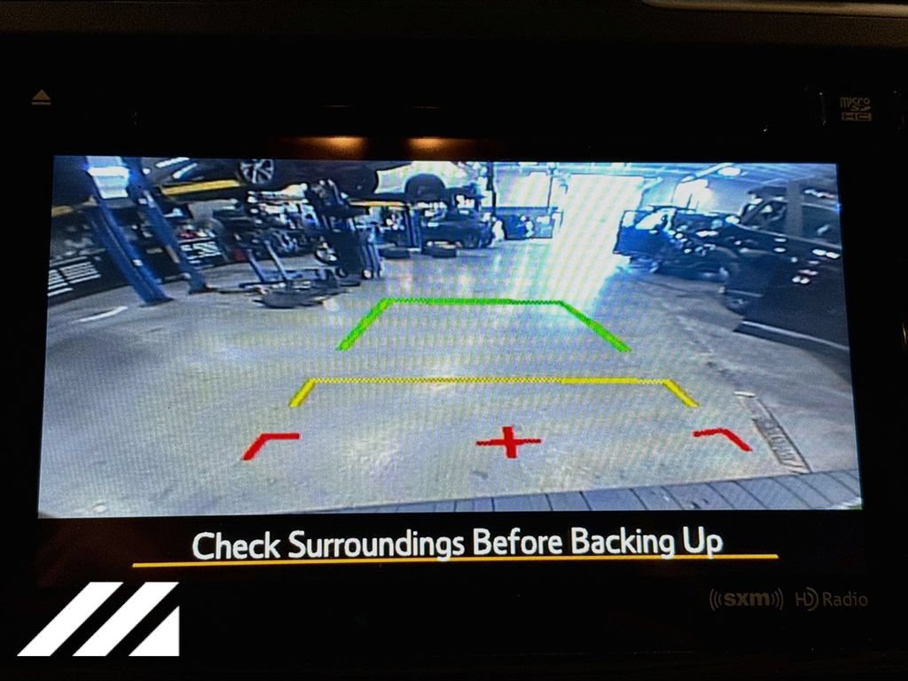 Used 2018 Subaru Forester 2.5i Touring AWD/4WD image 16
