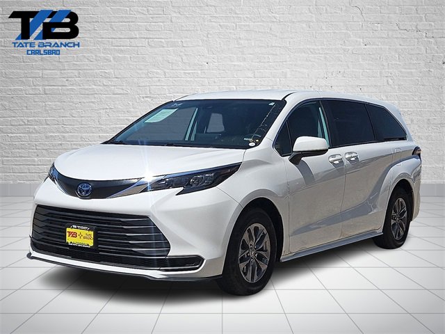Used 2024 Toyota Sienna LE
