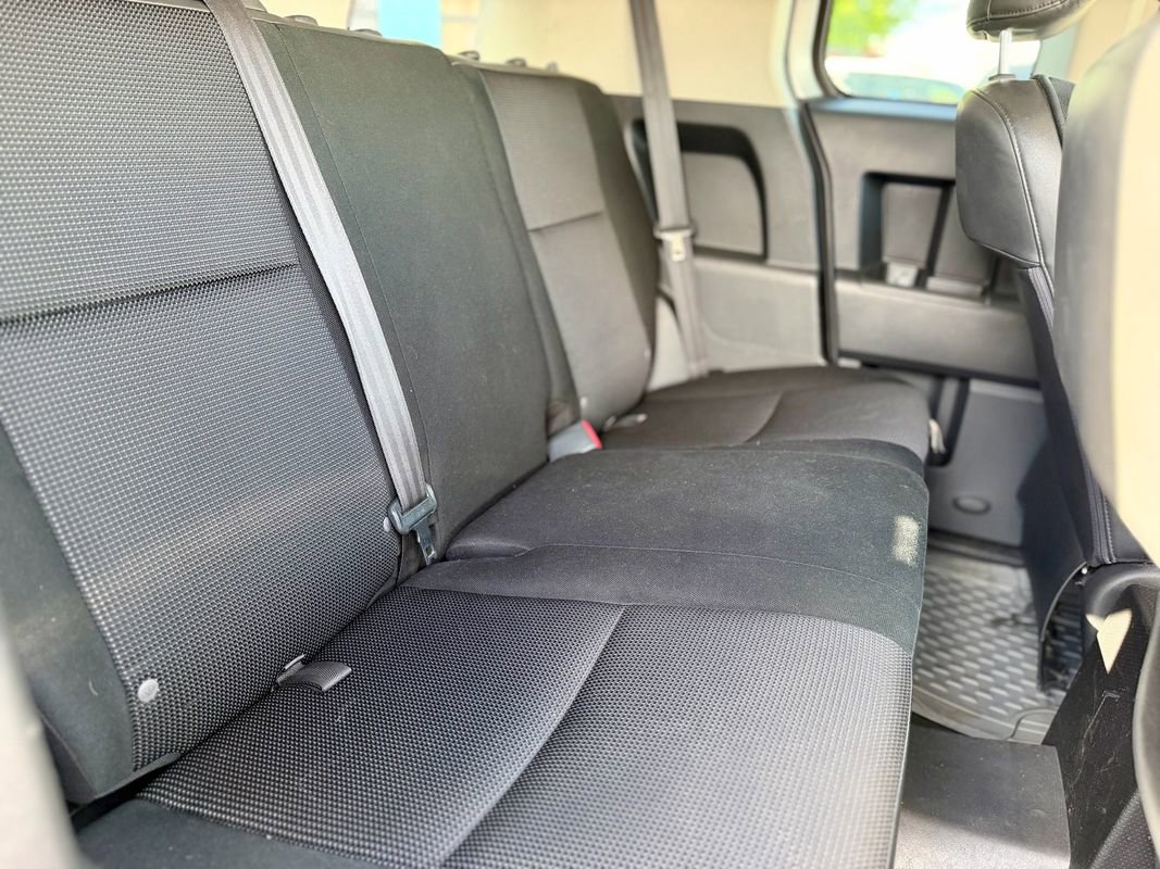 Used 2007 Toyota FJ Cruiser 4WD image 11