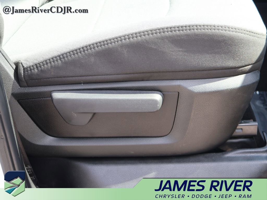 Used 2024 RAM 3500 Big Horn image 10