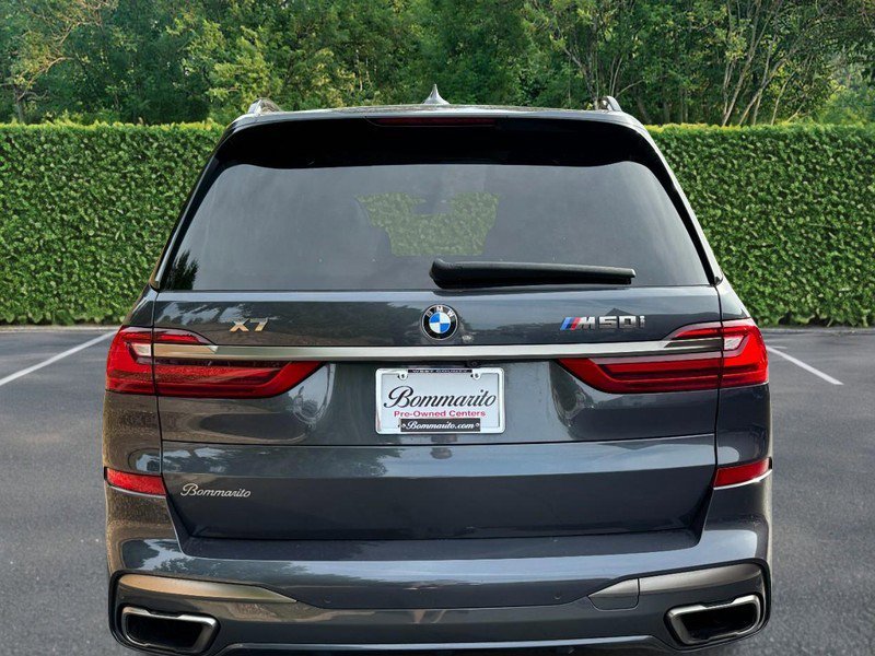Used 2021 BMW X7 M50i w/ Dynamic Handling Package image 8