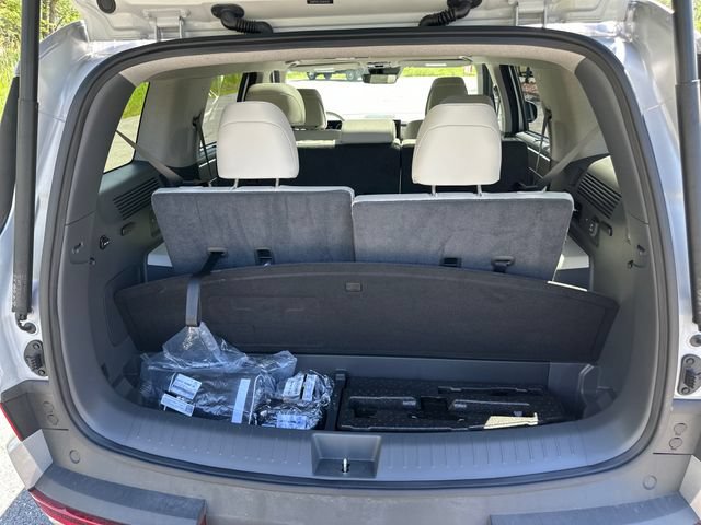 Certified 2024 Hyundai Santa Fe Limited FWD image 22