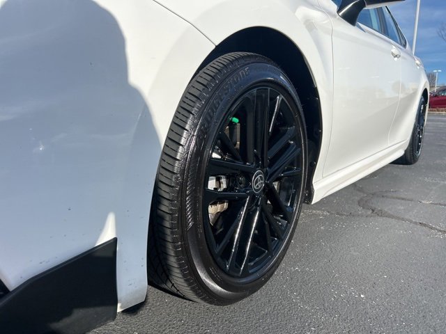 Used 2025 Toyota Camry SE image 10