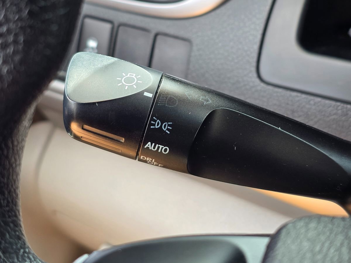 Used 2014 Toyota Camry LE FWD image 36