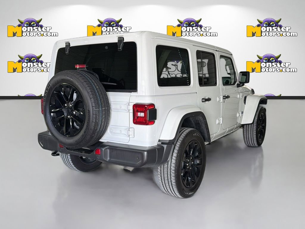 Used 2025 Jeep Wrangler Unlimited Sahara w/ Safety Group AWD/4WD image 5