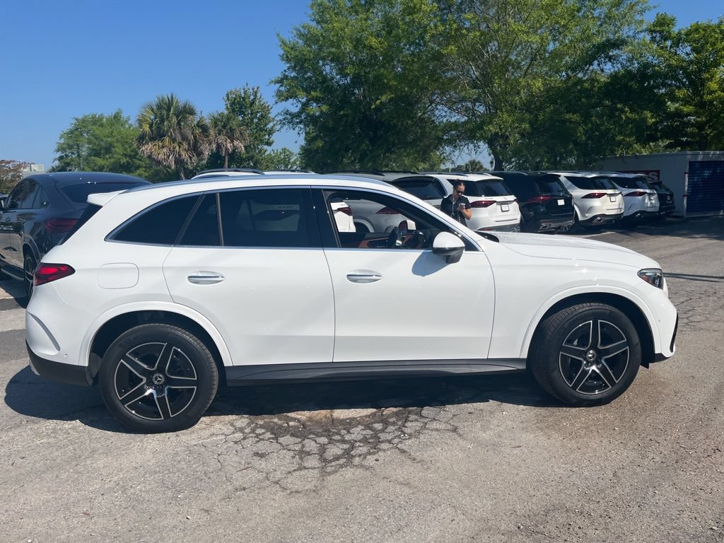 Used 2026 Mercedes-Benz GLC 300 4MATIC image 5