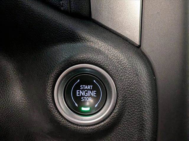 Used 2021 Chevrolet Silverado 1500 RST AWD/4WD image 17