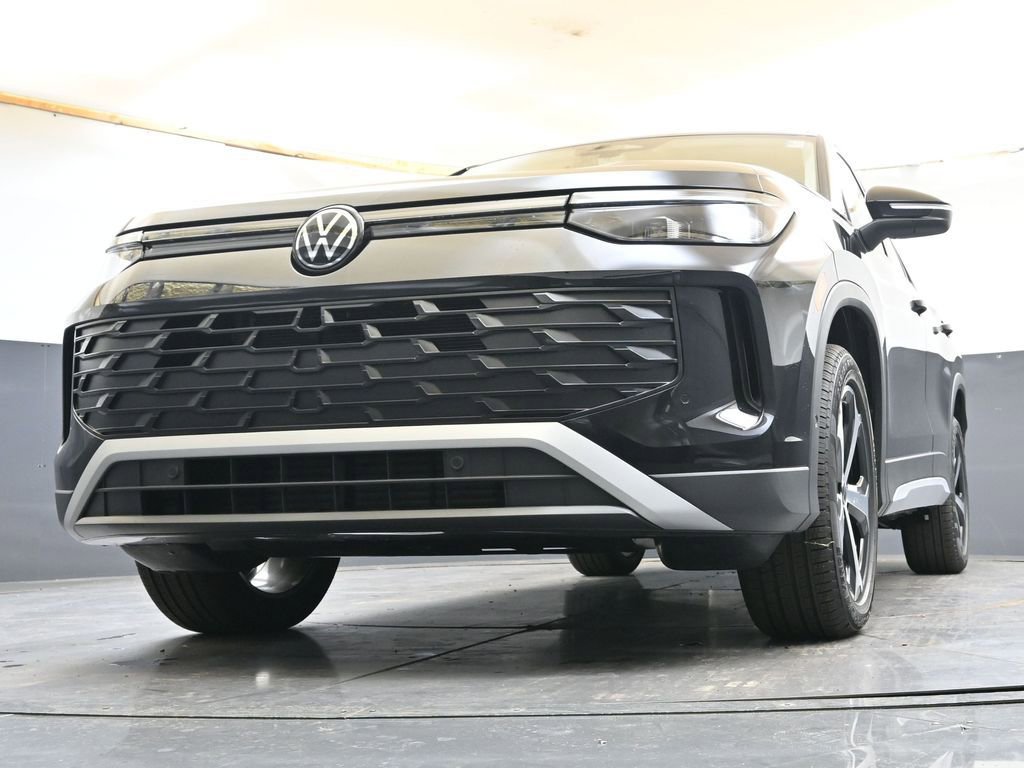 New 2026 Volkswagen Tiguan SE AWD/4WD image 38
