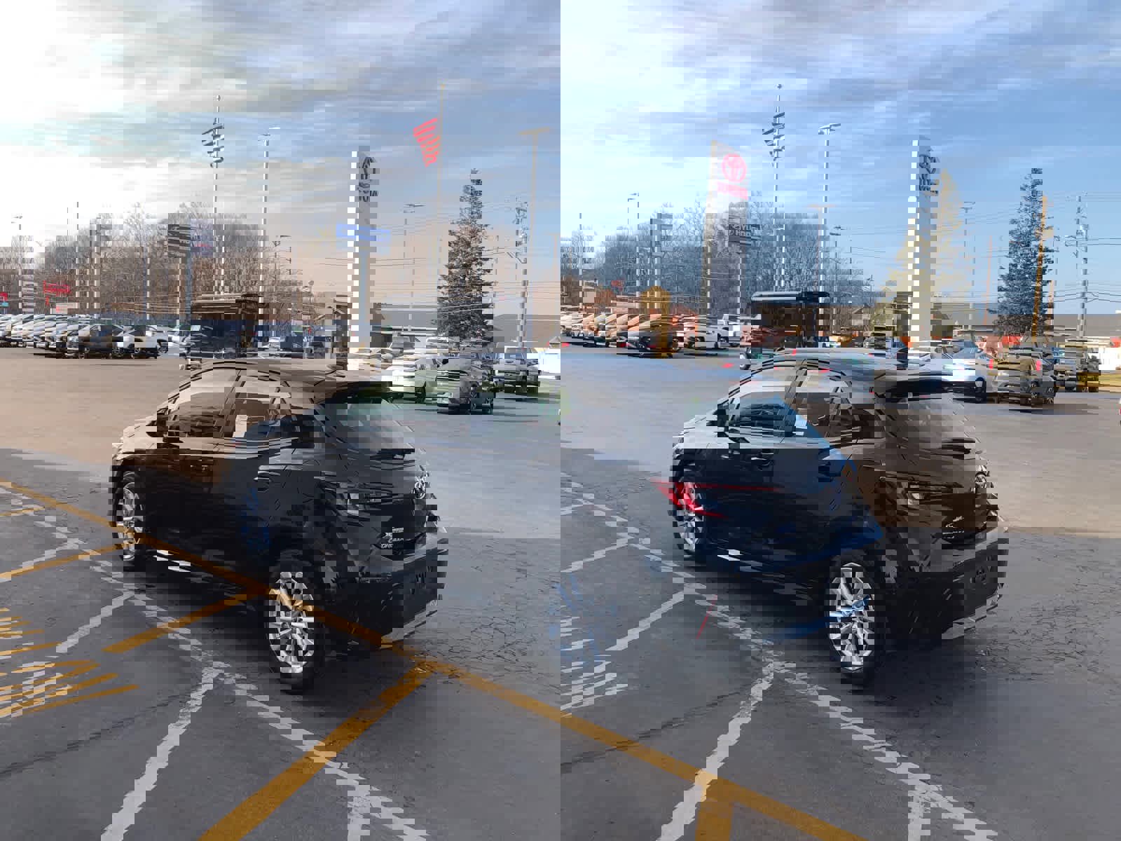 New 2026 Toyota Corolla SE image 3