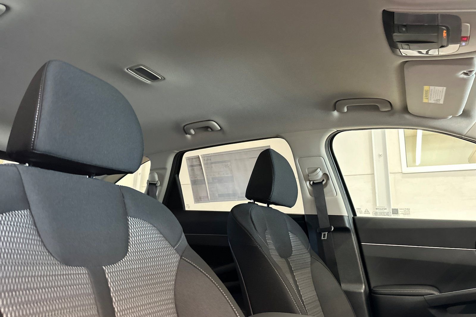 New 2026 Kia Sorento LX FWD image 14